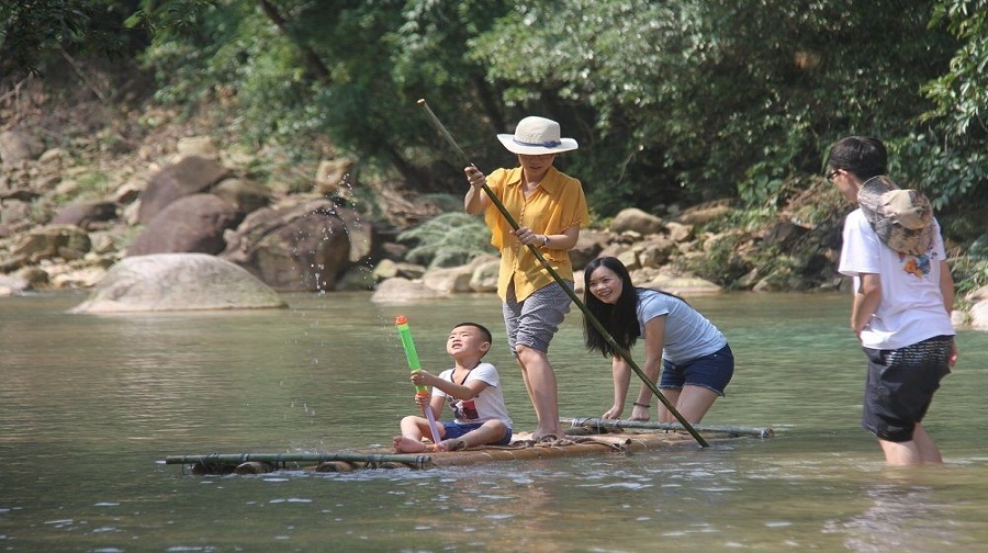 户外探险之旅，P8探索大自然的奇妙世界